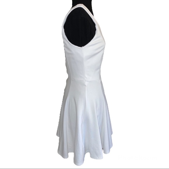 Dex Sleeveless White Dress V-Neck Medium - Picture 2 of 8